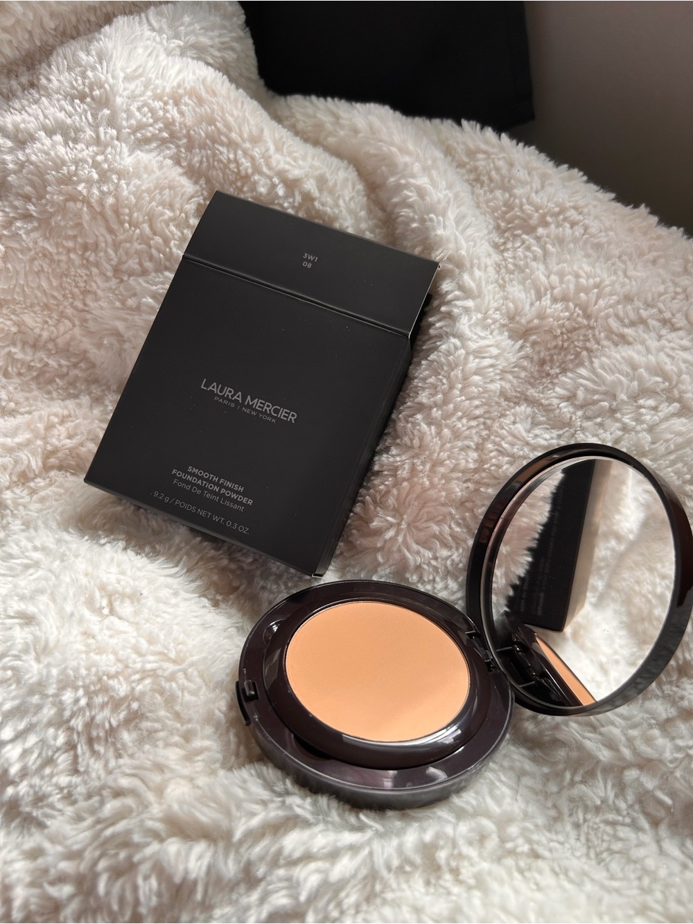 Laura Mercier Smooth Finish Foundation Powder
